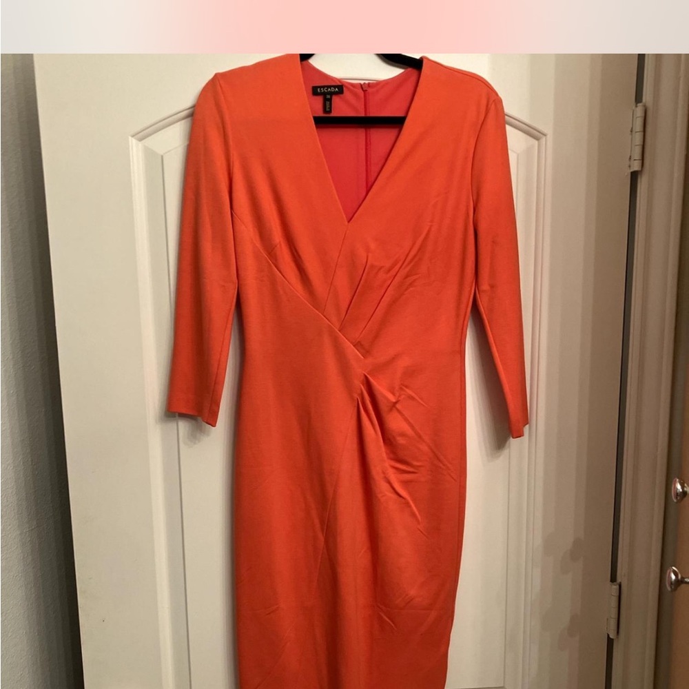 Escada CORAL COLOR sheath dress - stunning 🤩- size 36 (US 6) in EUC